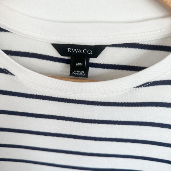 RW&Co navy and white stripes short sleeves top - Picture 4 of 5